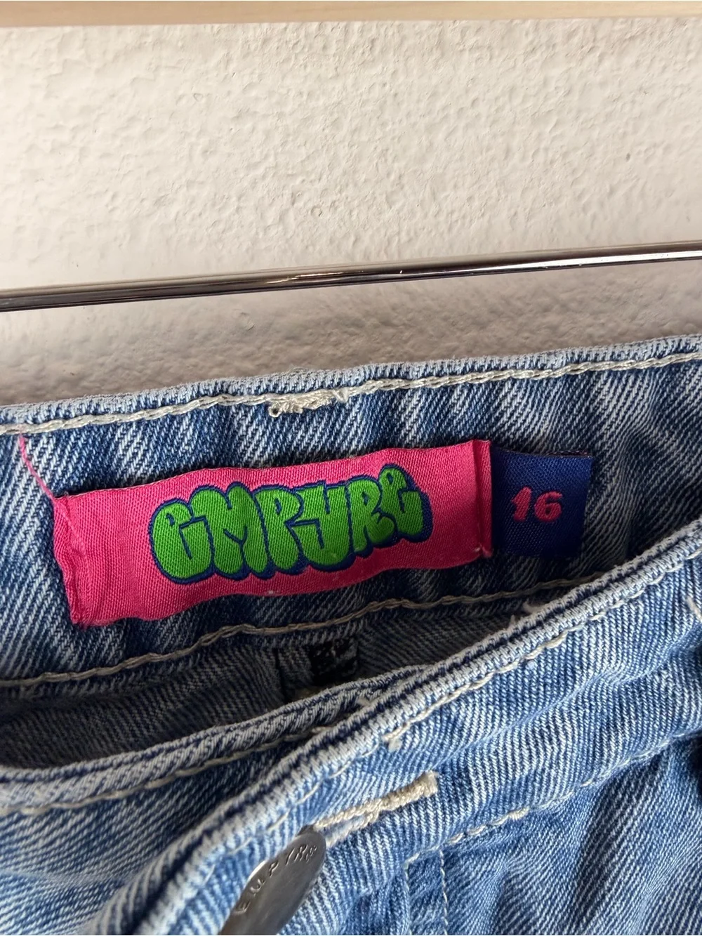 Empyre Tori Women’s 90s Medium Wash Denim Skate 16